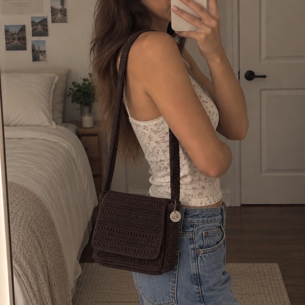 Vintage The Sak Dark Brown Crochet Woven Crossbody Shoulder Bag Purse Flap Boho